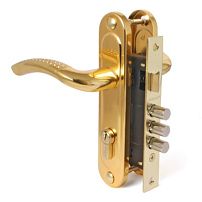 Апекс 1027/60-G/GM золото/мат.золото м/о 61,5 Замок врезной с/руч (20) Апекс 1027/60-G/GM золото/мат.золото м/о 61,5 Замок врезной с/руч (20)